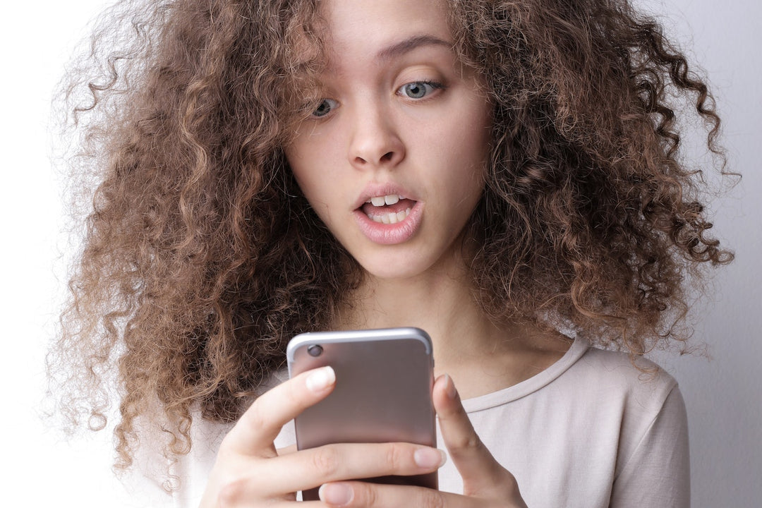 woman with frizzy hair