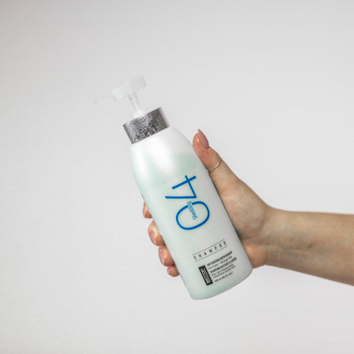 Biotop 04 Shedding Shampoo - bottle in hand