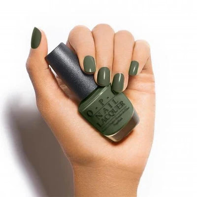 OPI Nail Lacquer – Suzi, The First Lady of Nails