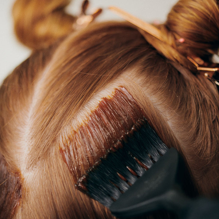 Schwarzkopf Chroma ID Bonding Color Mask - brush application on hair