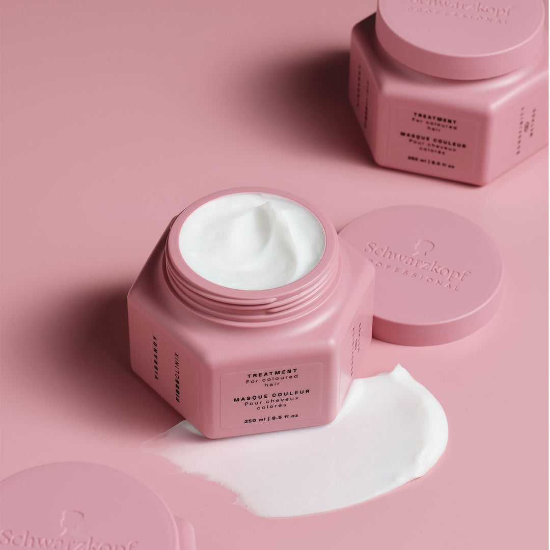 Schwarzkopf Fibre Clinix Vibrancy Treatment - open jar texture