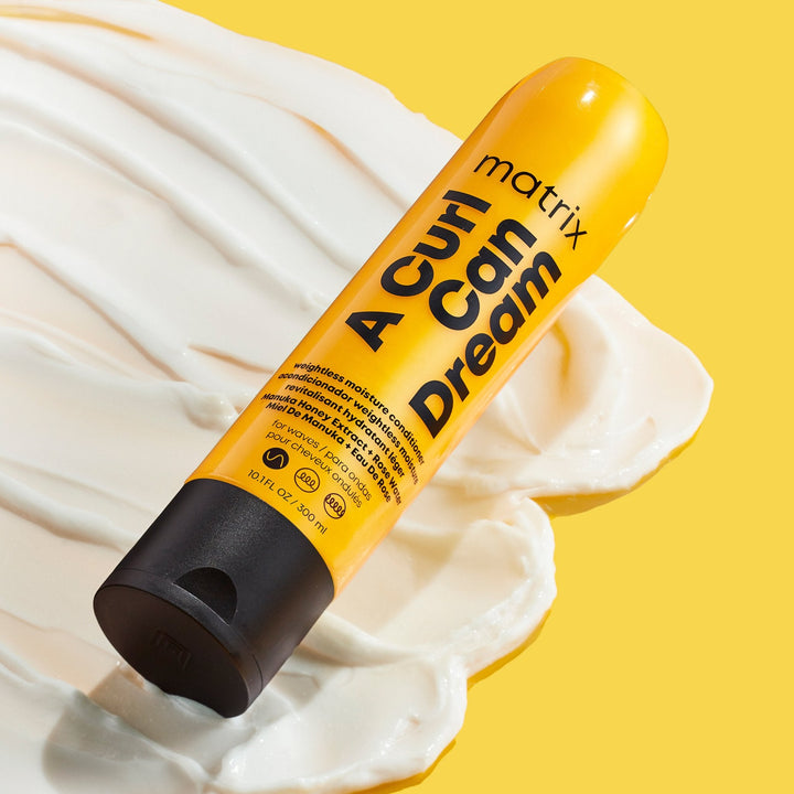 Matrix A Curl Can Dream Weightless Moisture Conditioner - texture