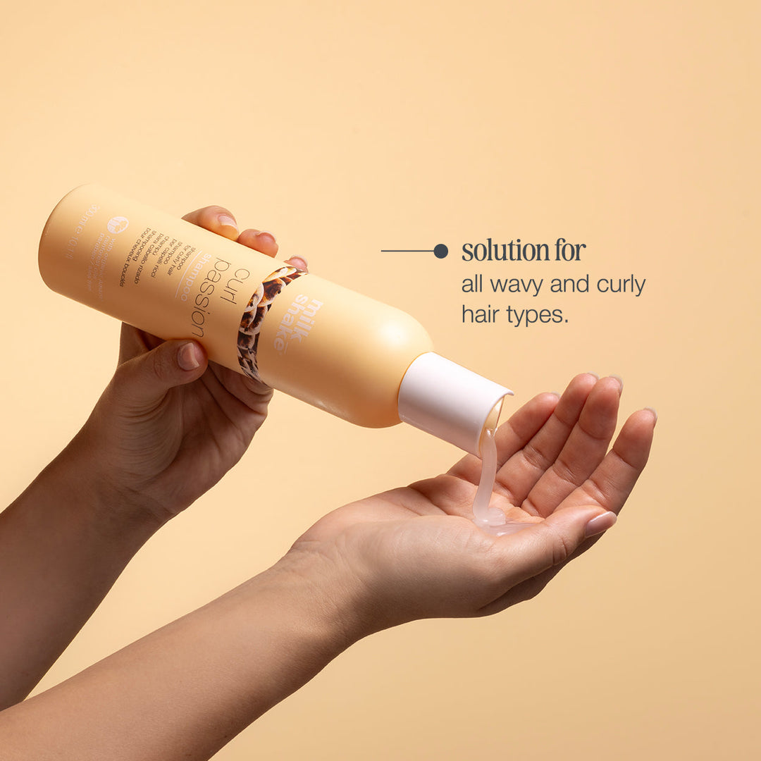 milk_shake Curl Passion Shampoo application