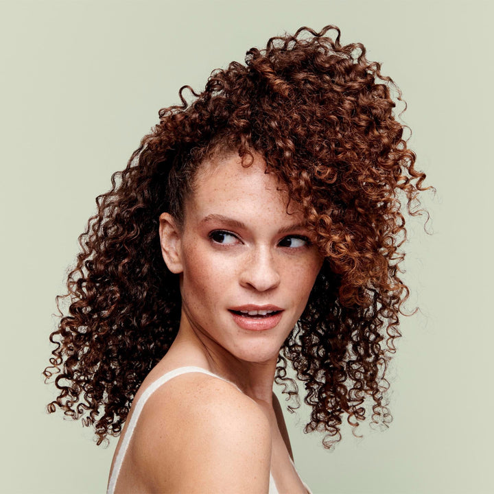 DevaCurl Low-Poo Original - lifestyle